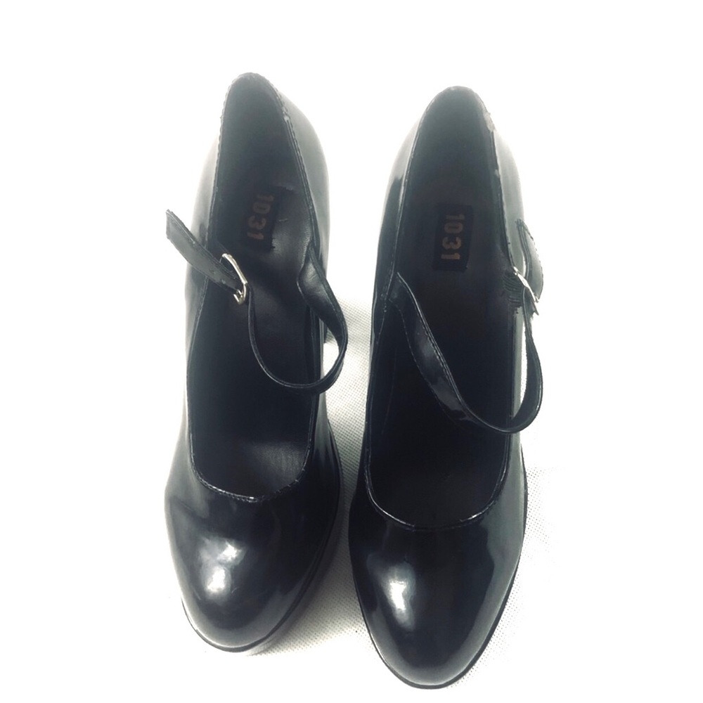 1031 women’s black high heels 9